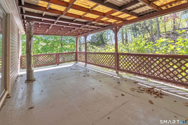 48 Mountain Street, Derby, CT 06418
