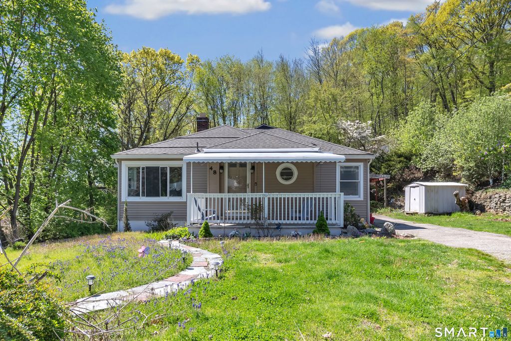 48 Mountain Street, Derby, CT 06418