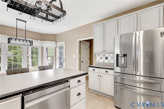 23281 Johnstown Ln, Ruther Glen, VA 22546