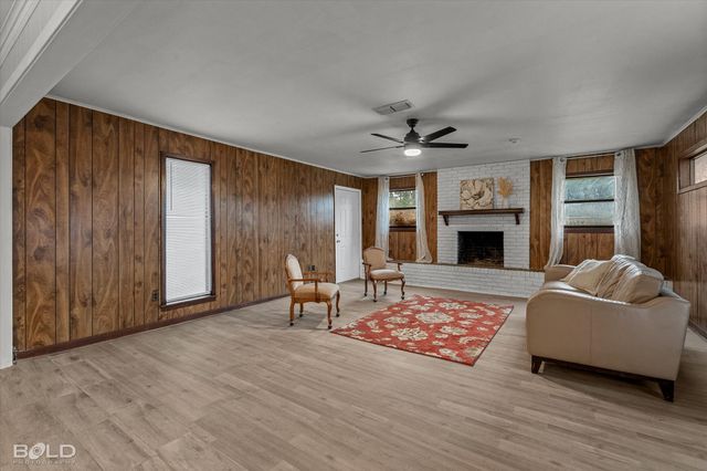 122 Miriam Lane, Shreveport, LA 71106