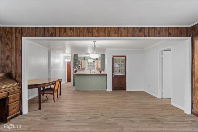 122 Miriam Lane, Shreveport, LA 71106