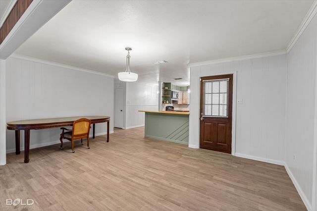 122 Miriam Lane, Shreveport, LA 71106