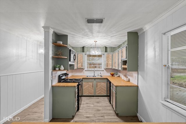 122 Miriam Lane, Shreveport, LA 71106