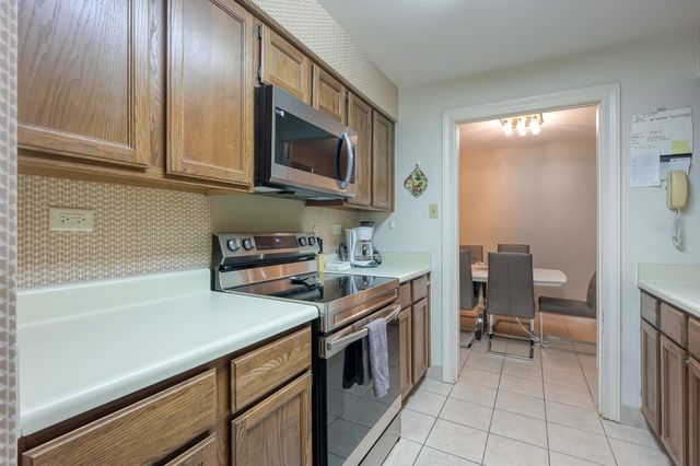 661 Bering Drive 310, Houston, TX 77057