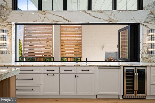 6116 EASTVIEW ST, Bethesda, MD 20817