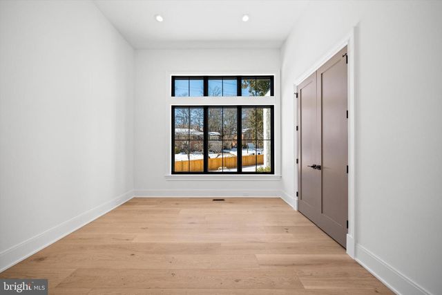 6116 EASTVIEW ST, Bethesda, MD 20817