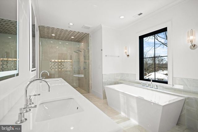 6116 EASTVIEW ST, Bethesda, MD 20817