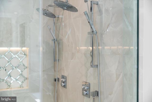 6116 EASTVIEW ST, Bethesda, MD 20817