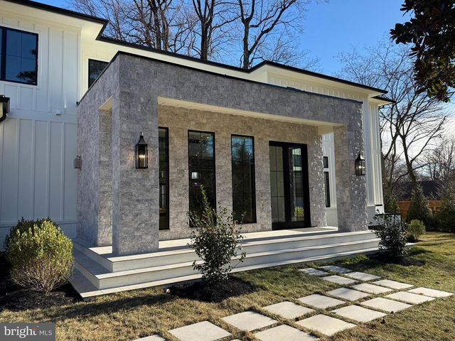 6116 EASTVIEW ST, Bethesda, MD 20817