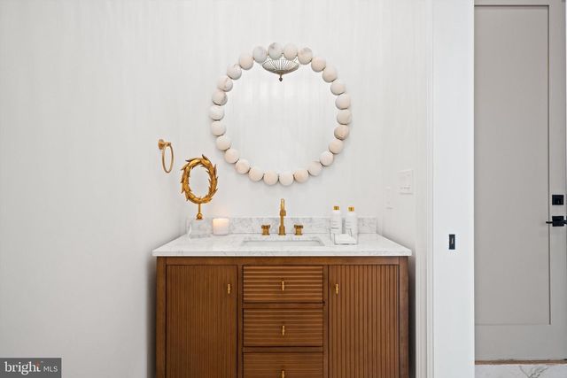 6116 EASTVIEW ST, Bethesda, MD 20817