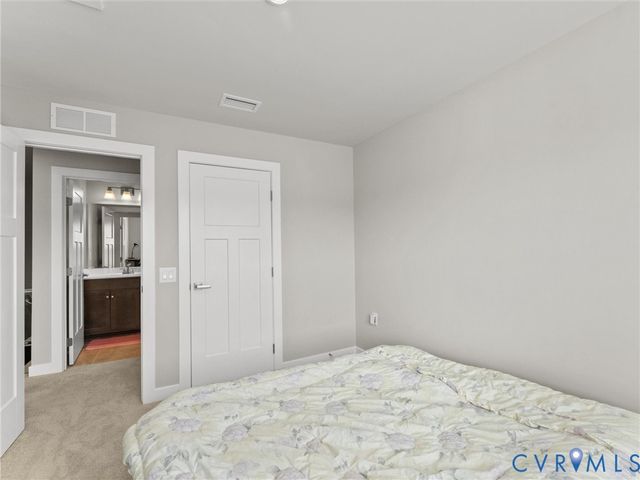 5420 Addison Gate Dr, Richmond, VA 23234