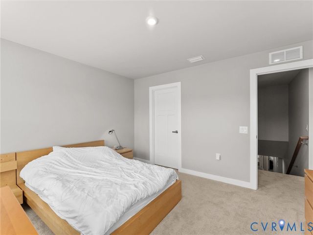 5420 Addison Gate Dr, Richmond, VA 23234