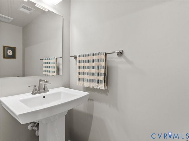 5420 Addison Gate Dr, Richmond, VA 23234