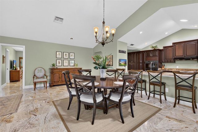 2604 ROYAL LIVERPOOL DRIVE, Tarpon Springs, FL 34688