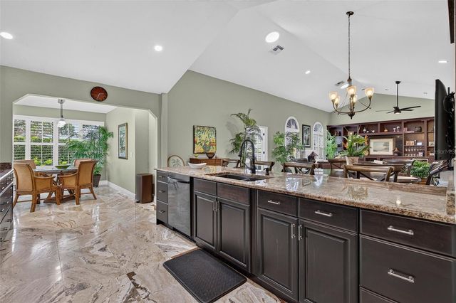2604 ROYAL LIVERPOOL DRIVE, Tarpon Springs, FL 34688