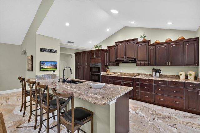 2604 ROYAL LIVERPOOL DRIVE, Tarpon Springs, FL 34688