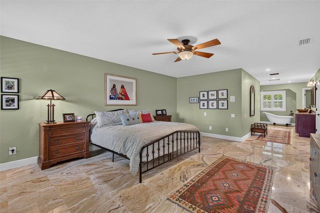 2604 ROYAL LIVERPOOL DRIVE, Tarpon Springs, FL 34688