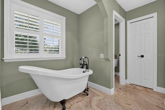 2604 ROYAL LIVERPOOL DRIVE, Tarpon Springs, FL 34688