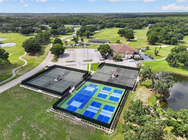 2604 ROYAL LIVERPOOL DRIVE, Tarpon Springs, FL 34688