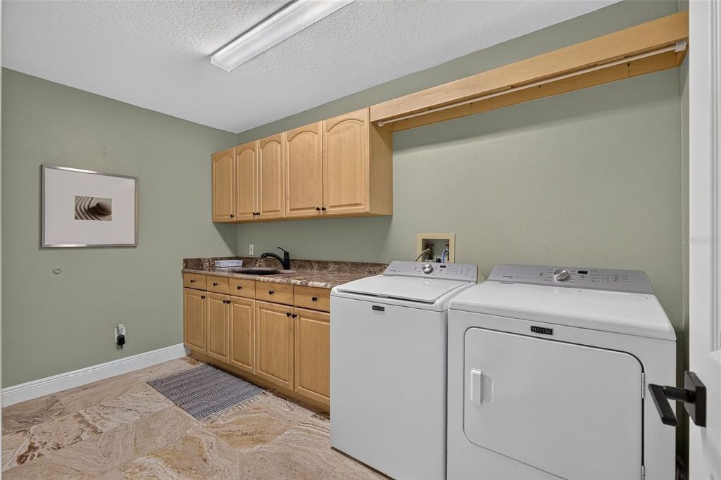 Image 32 of property listing at 2604 ROYAL LIVERPOOL DRIVE, Tarpon Springs, FL 34688
