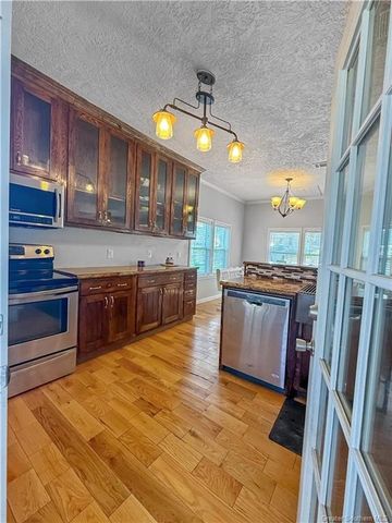 303 Knapp Street, Leesville, LA 71446