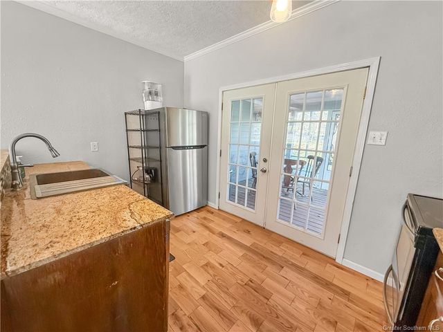 303 Knapp Street, Leesville, LA 71446