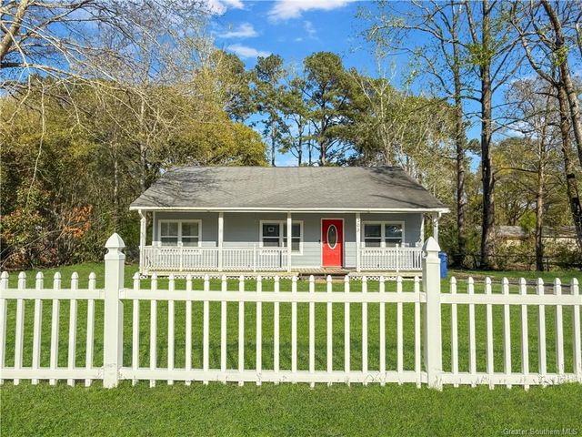 303 Knapp Street, Leesville, LA 71446