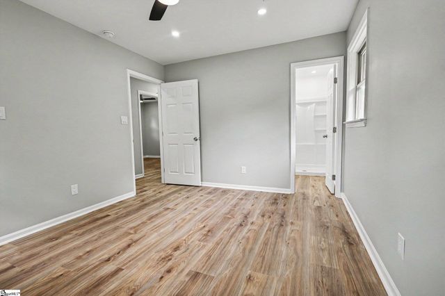 507 Craig Kropff Drive, Wellford, SC 29385