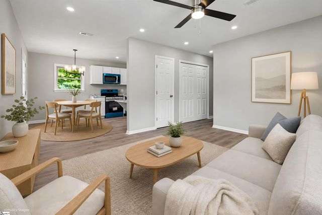 507 Craig Kropff Drive, Wellford, SC 29385