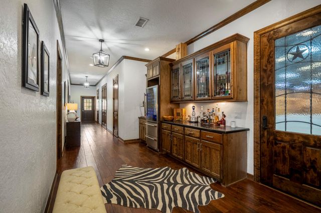 4053 County Road 158, Hallettsville, TX 77964