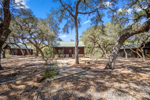 4053 County Road 158, Hallettsville, TX 77964