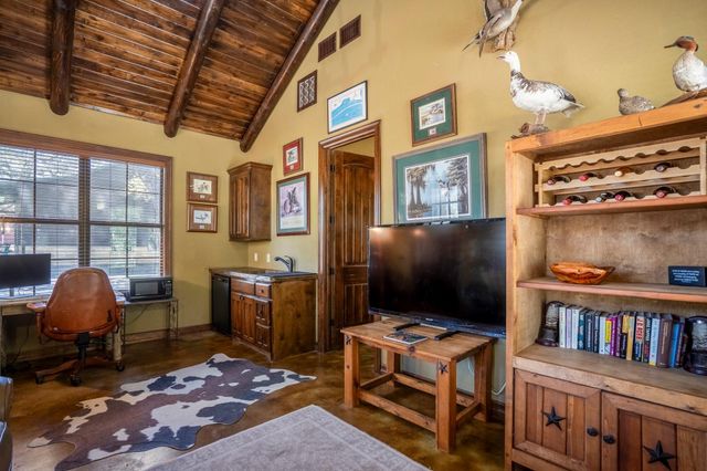 4053 County Road 158, Hallettsville, TX 77964