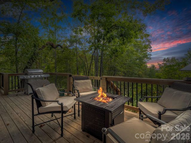 1821 Bearwallow Mountain Road, Hendersonville, NC 28792