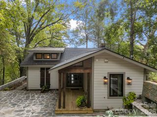 1821 Bearwallow Mountain Road, Hendersonville, NC 28792