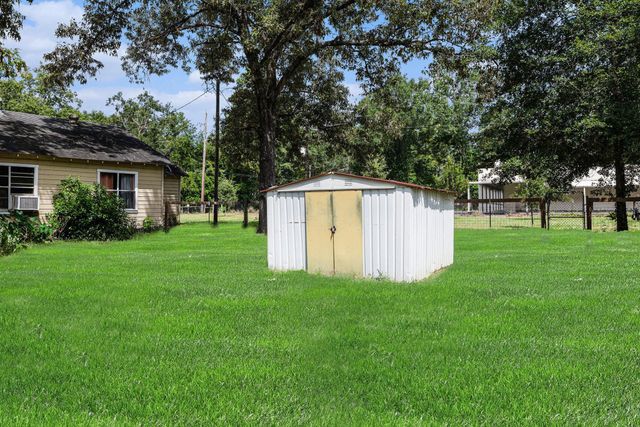 14145 Bert Brown Rd, Conroe, TX 77302