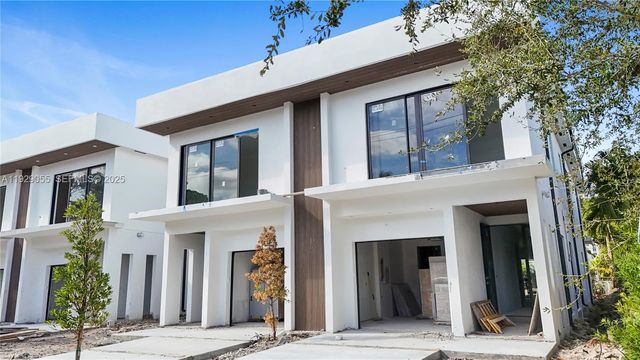 17 SE 12th Ave A, Fort Lauderdale, FL 33301