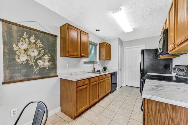 2701 Knoxville Drive, League City, TX 77573