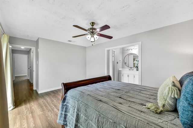 2701 Knoxville Drive, League City, TX 77573