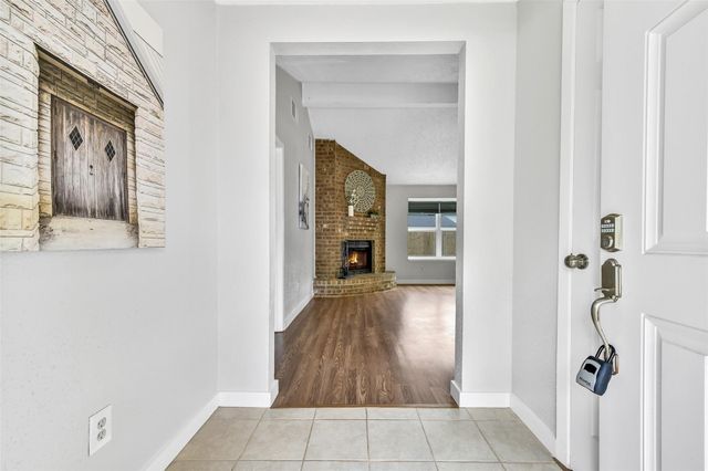 2701 Knoxville Drive, League City, TX 77573