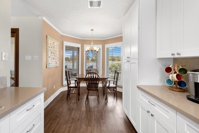 2919 N Peach Hollow Circle, Pearland, TX 77584