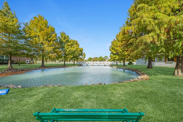 2919 N Peach Hollow Circle, Pearland, TX 77584