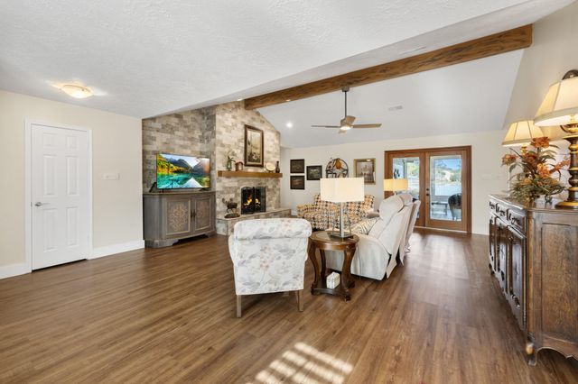 2919 N Peach Hollow Circle, Pearland, TX 77584