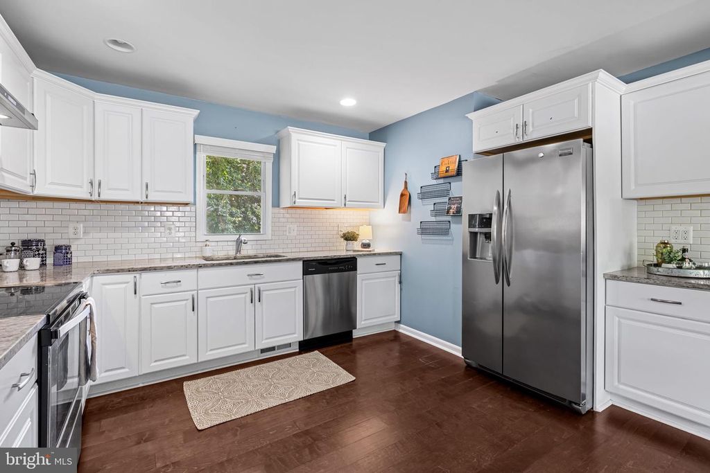 Image 10 of property listing at 216 PARKER AVE, Annapolis, MD 21401