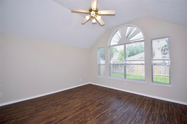 2231 Oak Sand Drive, Katy, TX 77450
