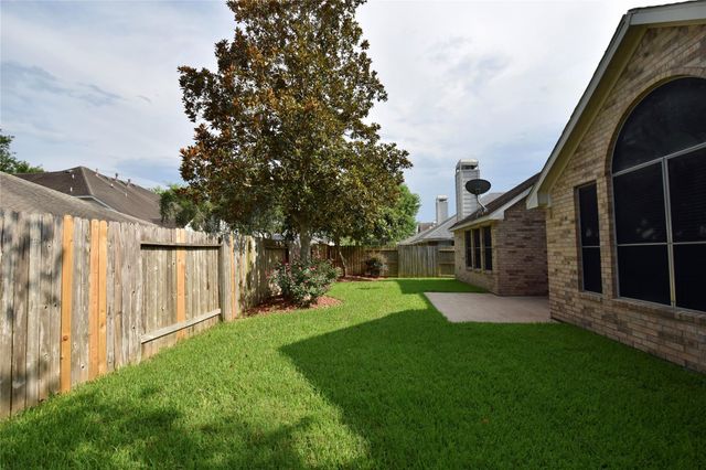 2231 Oak Sand Drive, Katy, TX 77450