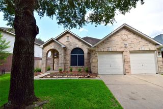 2231 Oak Sand Drive, Katy, TX 77450