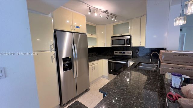 1701 NE 191st St A110, Miami, FL 33179