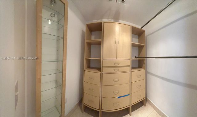 1701 NE 191st St A110, Miami, FL 33179