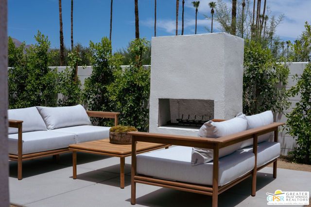 2525 E Morongo Trail, Palm Springs, CA 92264