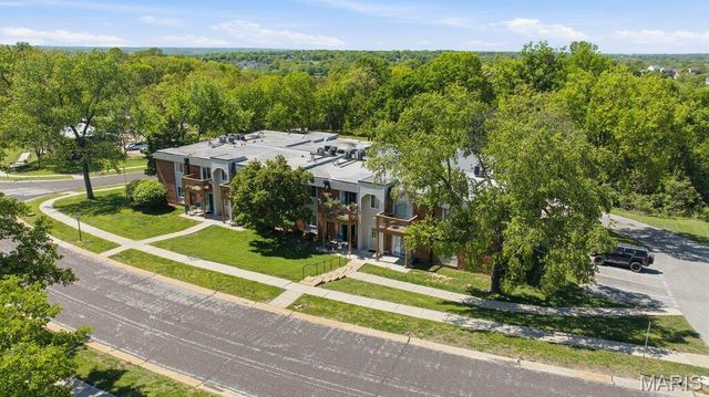 2741 Westphalia Court F, St Louis, MO 63129